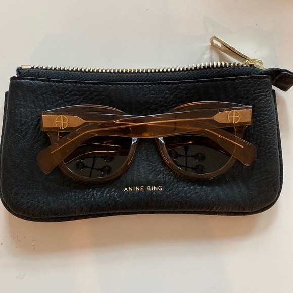 🌹SOLD🌹 Anine Bing Brown Sunglasses - Picture 5 of 7